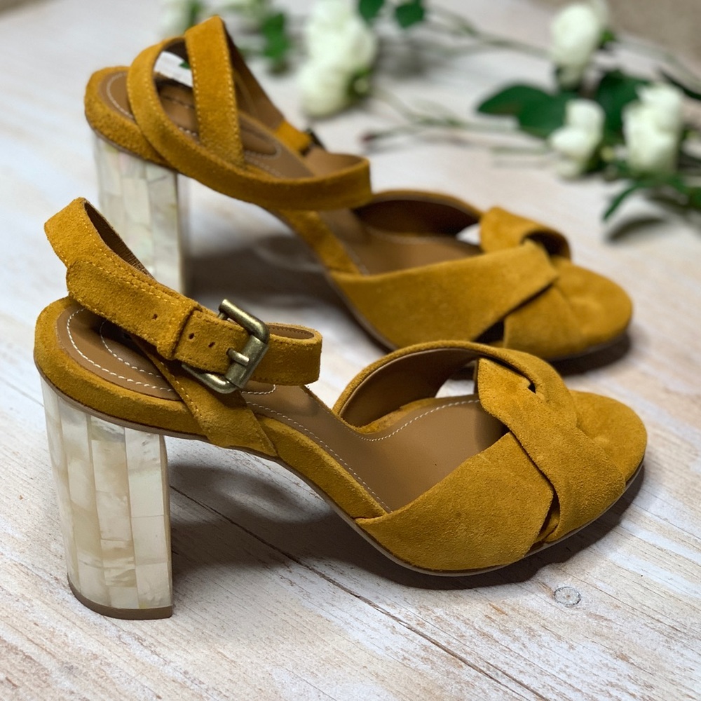HP✨ SEE BY CHLOÉ Ankle strap mother of Pearl heel - Picture 3 of 7
